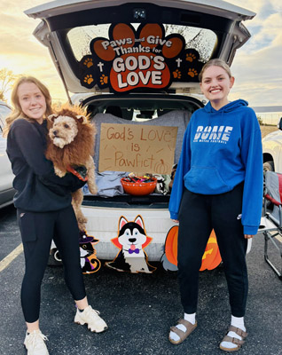 Paws and give thanks for God's love