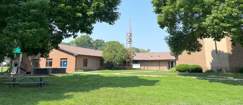 view of front of Van Meter UMC building